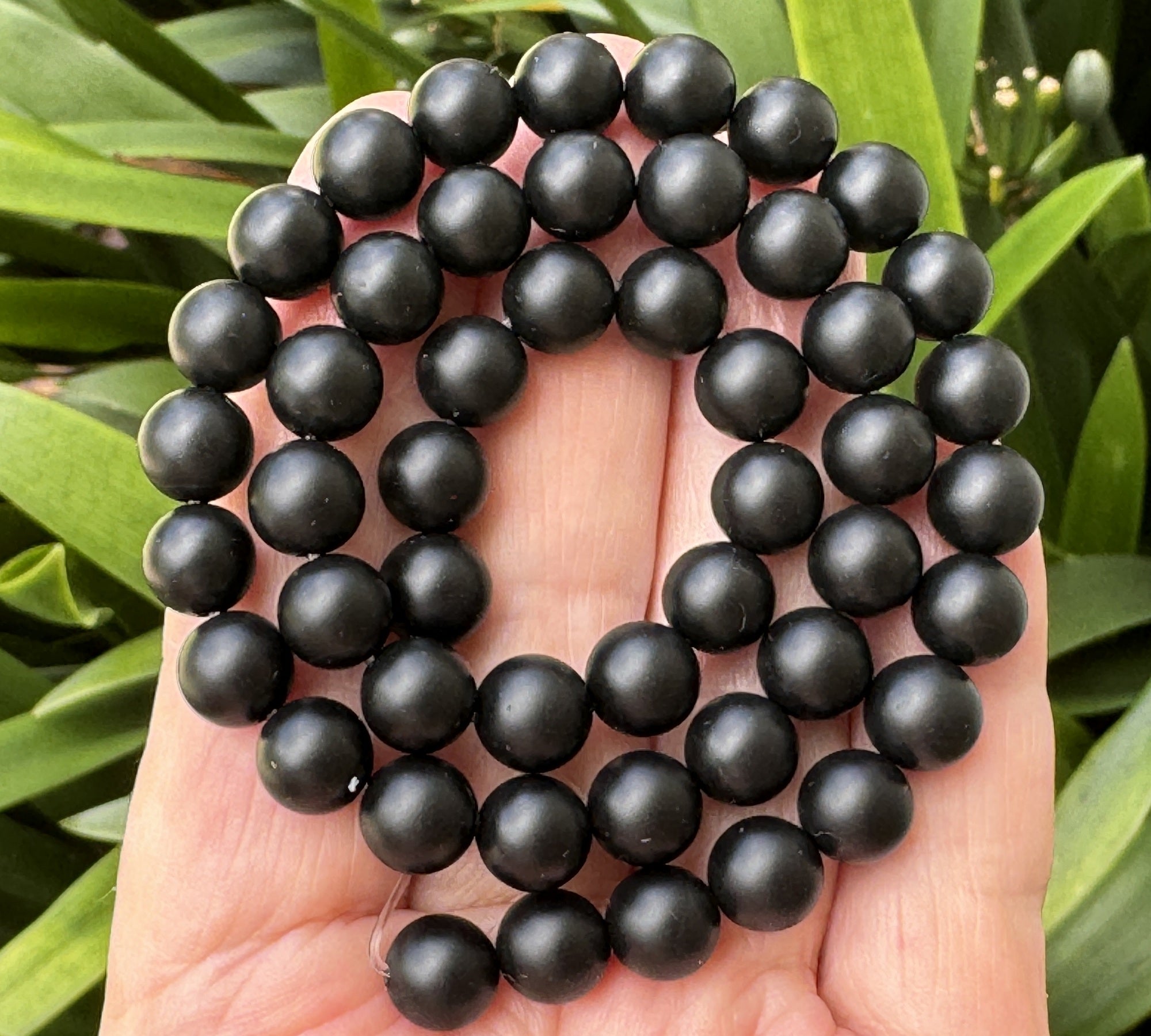 Black Onyx matte oiled 8mm round gemstone beads 15.5" strand